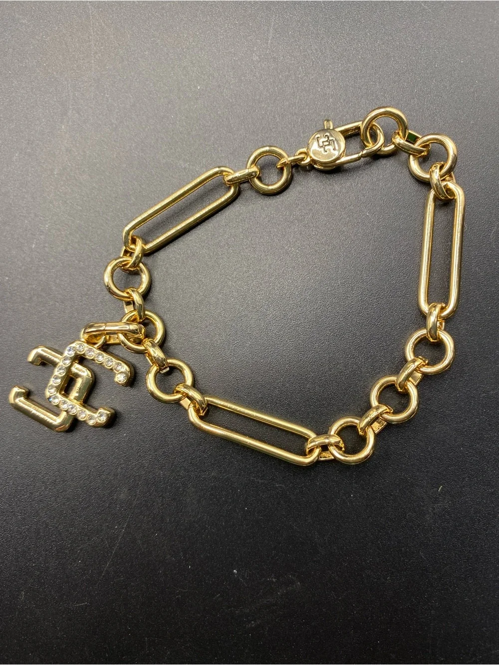CHICO’S Gold Paperclip Bracelet With Logo Charm